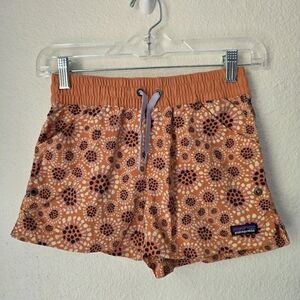 Patagonia kids shorts, size L (12)